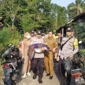 Penemuan Mayat Bayi Perempuan di Lahan Kosong Bikin Geger Warga Lampung Timur