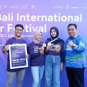 PSM Unila Boyong Dua Medali Silver di Kompetisi Paduan Suara Internasional