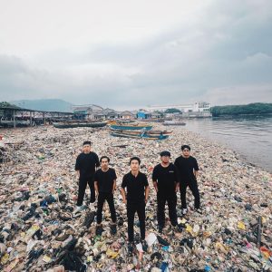 Pandawara Ajak Bersihkan Pantai Terkotor Nomor 2 di Indonesia, Lokasinya di Bandar Lampung