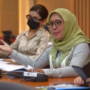 Viral Ibu Bawa Bayi Hendak Bunuh Diri, DPR: Pemerintah Harus Turun Atasi Sindrom Baby Blues
