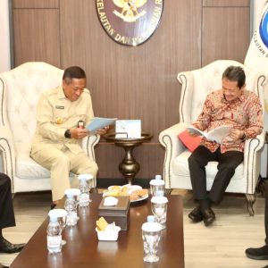 Sekjen Kemhan Bertemu MenKP, Bahas Kerjasama Pertahanan dengan Singapura