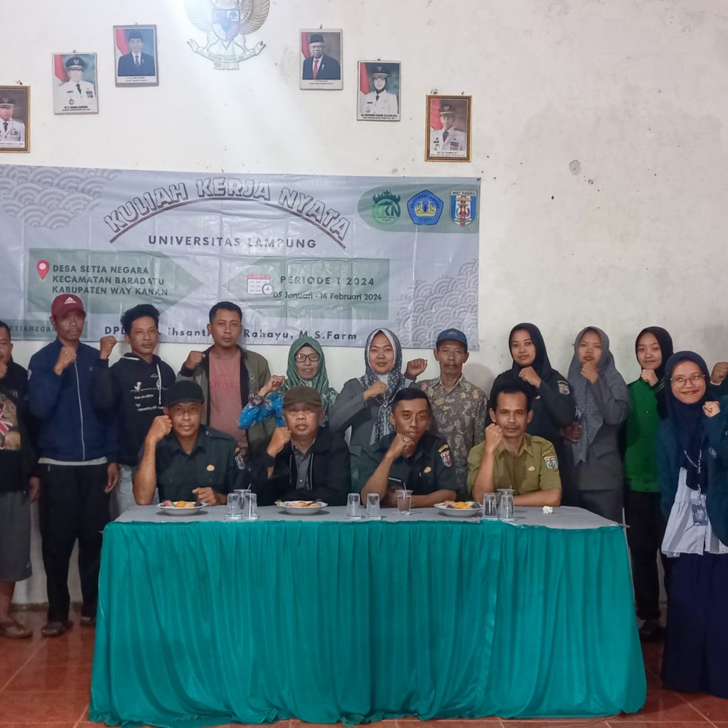 Mahasiswa KKN Unila Ajak Warga Kampung Setia Negara Lawan Penipuan Online