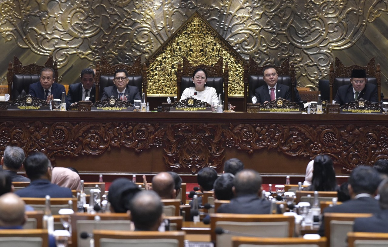 Ketua DPR RI Puan Maharani ketika memimpin rapat di ruang paripurna DPR RI, Gedung Nusantara II, Senayan, Jakarta Pusat