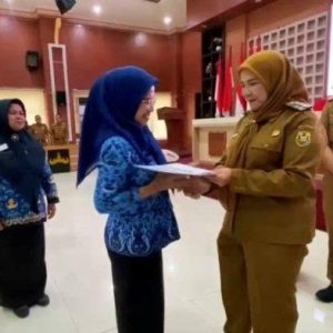Wali Kota Eva Lepas 84 Pegawai yang Masuk Usia Pensiun
