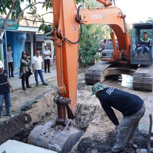 Pemkot Bandar Lampung Buat Saluran Air Baru di Panjang Utara