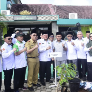 Sholihin Hadiri Gerakan Penanaman 1 Juta Pohon Matoa di MAN 1 Bandar Lampung