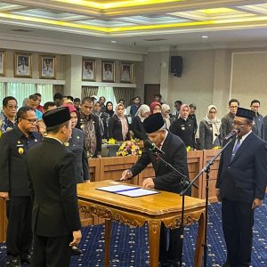 Gubernur Lampung Rotasi Dua Pejabat Tinggi, Ganjar Tukar Posisi dengan Achmad