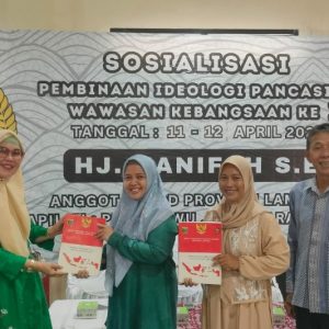 Hanifah Sosialisasikan Nilai Pancasila di Desa Tambangan, Pesawaran