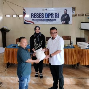 Yudha Dampingi Reses Anggota DPR RI Rahmawati Herdian di Way Harong