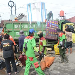 Warga Apresiasi Respons Cepat Pemkot Bandar Lampung Tangani Banjir Tanjung Senang