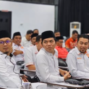 Syukron Muchtar Hadiri Pengokohan Kode Etik Anggota Legislatif PKS se-Lampung