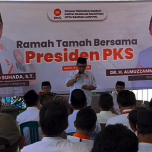 Ade Utami Ibnu Dampingi Presiden PKS Berikan Semangat Kader di Bandar Lampung