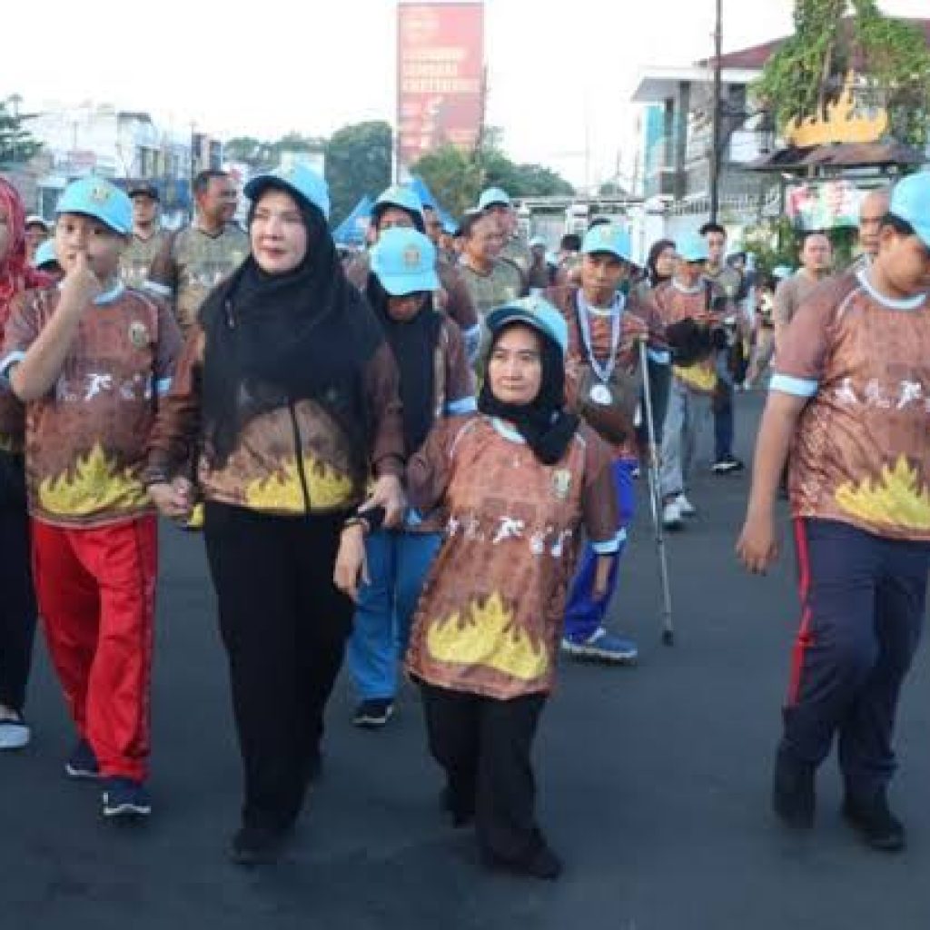 Pemkot Pecahkan Rekor MURI Jalan Sehat Disabilitas