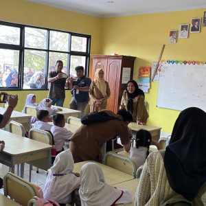 Tinjau MPLS, Eva Dwiana Pastikan Siswa Biling Sesuai Domisili