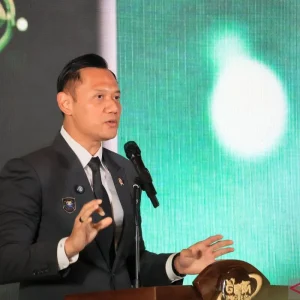 AHY Dorong Konektivitas Kereta Api dan Transportasi Laut untuk Perkuat Logistik Nasional