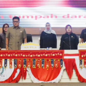 Rapat Paripurna DPRD Lampung Bahas Pemandangan Fraksi terhadap Raperda Perubahan APBD 2025