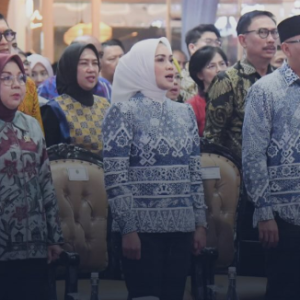Batik Wastra Jadi Sorotan di Penutupan Lampung Begawi 2025, DPRD Tekankan Identitas Budaya Daerah