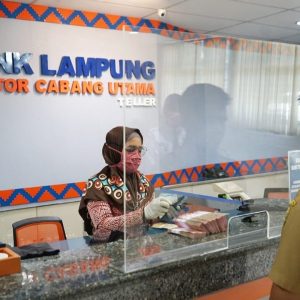 Ghofur: Kepemilikan Saham Jadi Isu Krusial dalam Perubahan Perda Bank Lampung