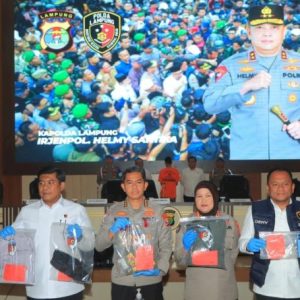 7 Perusuh Diamankan, 1 Jadi Tersangka Kasus Bom Molotov saat Demo di DPRD Lampung