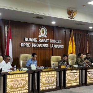 Ratusan Honorer Tendik R4 Curhat ke DPRD Lampung: Gaji Rp500 Ribu, Minta Kepastian Status PPPK