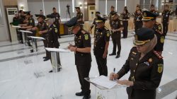Kajati Lampung Lantik Wakajati dan 14 Pejabat Baru