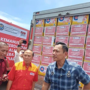 AHY Lepas 19 Truk Bantuan Aprindo untuk Warga Terdampak Bencana di Sumatera dan Aceh