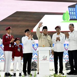 Prabowo Resmikan 166 Sekolah Rakyat untuk Putus Rantai Kemiskinan