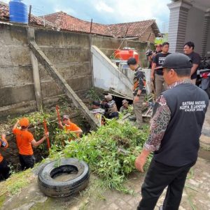 Dirikan Bangunan di Atas Sungai, Pemilik Rumah Mengaku Bayar ke Developer