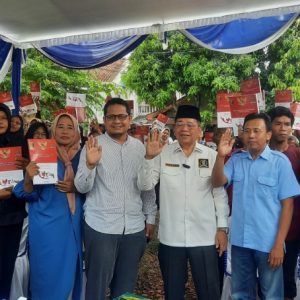 Budiman AS, mengajak masyarakat Kecamatan Kedamaian merawat persatuan