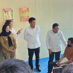 Wamenkes Tinjau Penanganan TBC di Bandar Lampung, Tekankan Kolaborasi Lintas Sektor