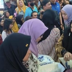 Pemkot Bandar Lampung Salurkan Bantuan ke 521 KK Korban Banjir di Tanjung Senang