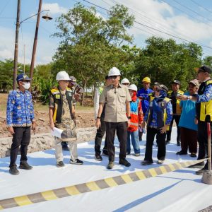 Gubernur Lampung Pastikan Perbaikan Jalan Gunung Sugih-Kota Gajah Sesuai Standar