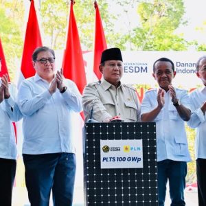 Prabowo Targetkan PLTS 100 GWp, Ingin Indonesia Tak Lagi Impor Minyak dan LPG