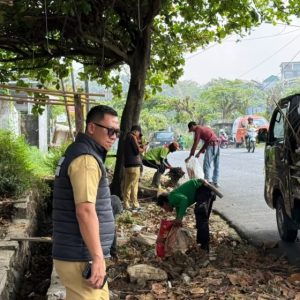 DLH Bandar Lampung Rutin Kerahkan Satgas Kali Bersihkan Jalan Protokol