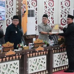 Wawali Deddy Amarullah Sampaikan Jawaban atas Pandangan Fraksi soal Ranperda APBD