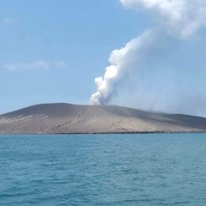 Status Anak Krakatau Turun Jadi Waspada, Radius Larangan Dipangkas Jadi 2 Kilometer
