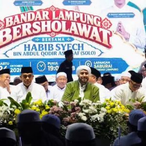 Berselawat Bersama Habib Syech, Mirza dan Eva Mohon Perlindungan dari Bencana